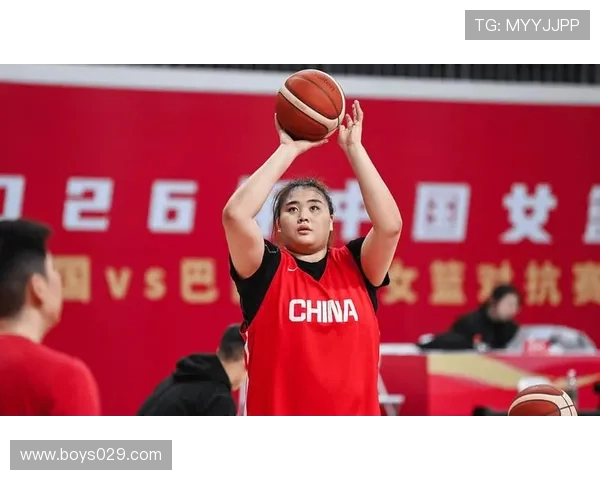 中国女篮大胜捷克34分 刘禹彤韩旭表现亮眼